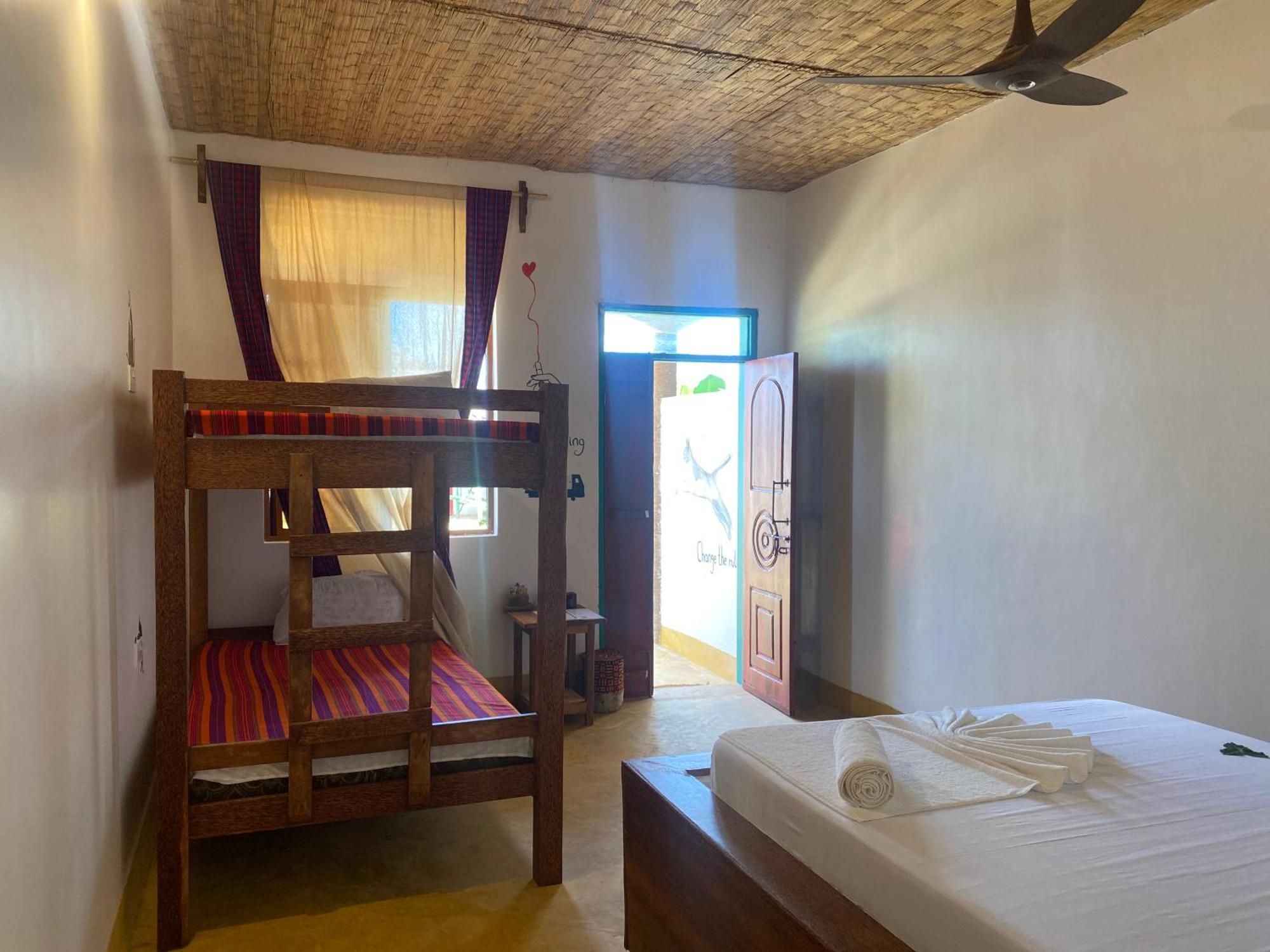 Shanti Yoga & Restaurant *