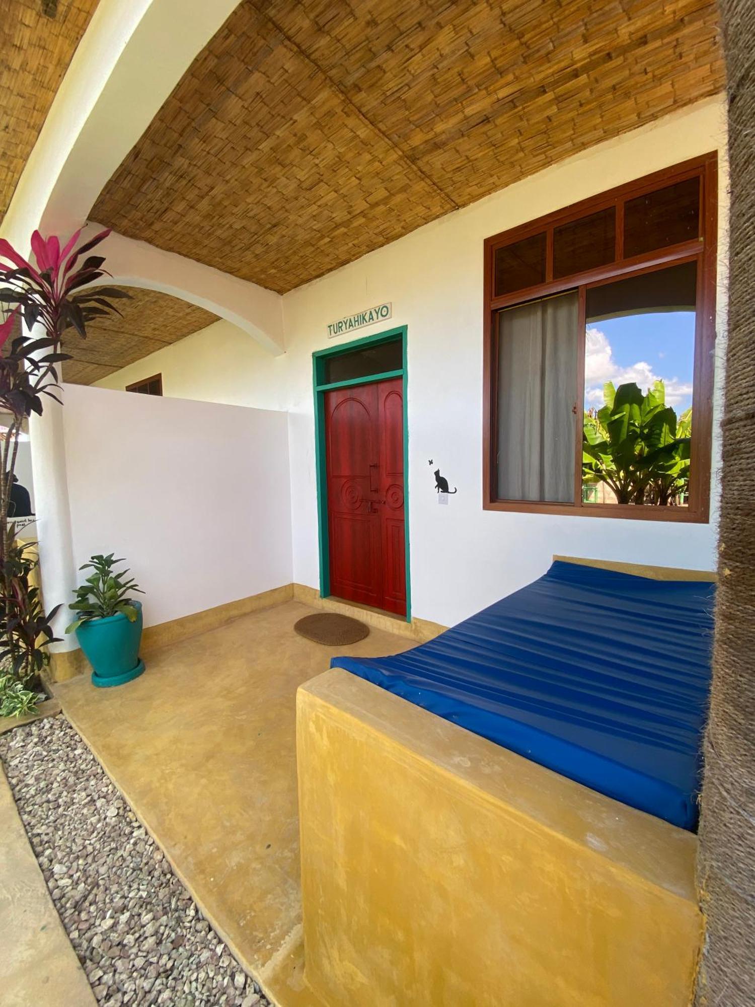 Shanti Yoga & Restaurant Bed & Breakfast