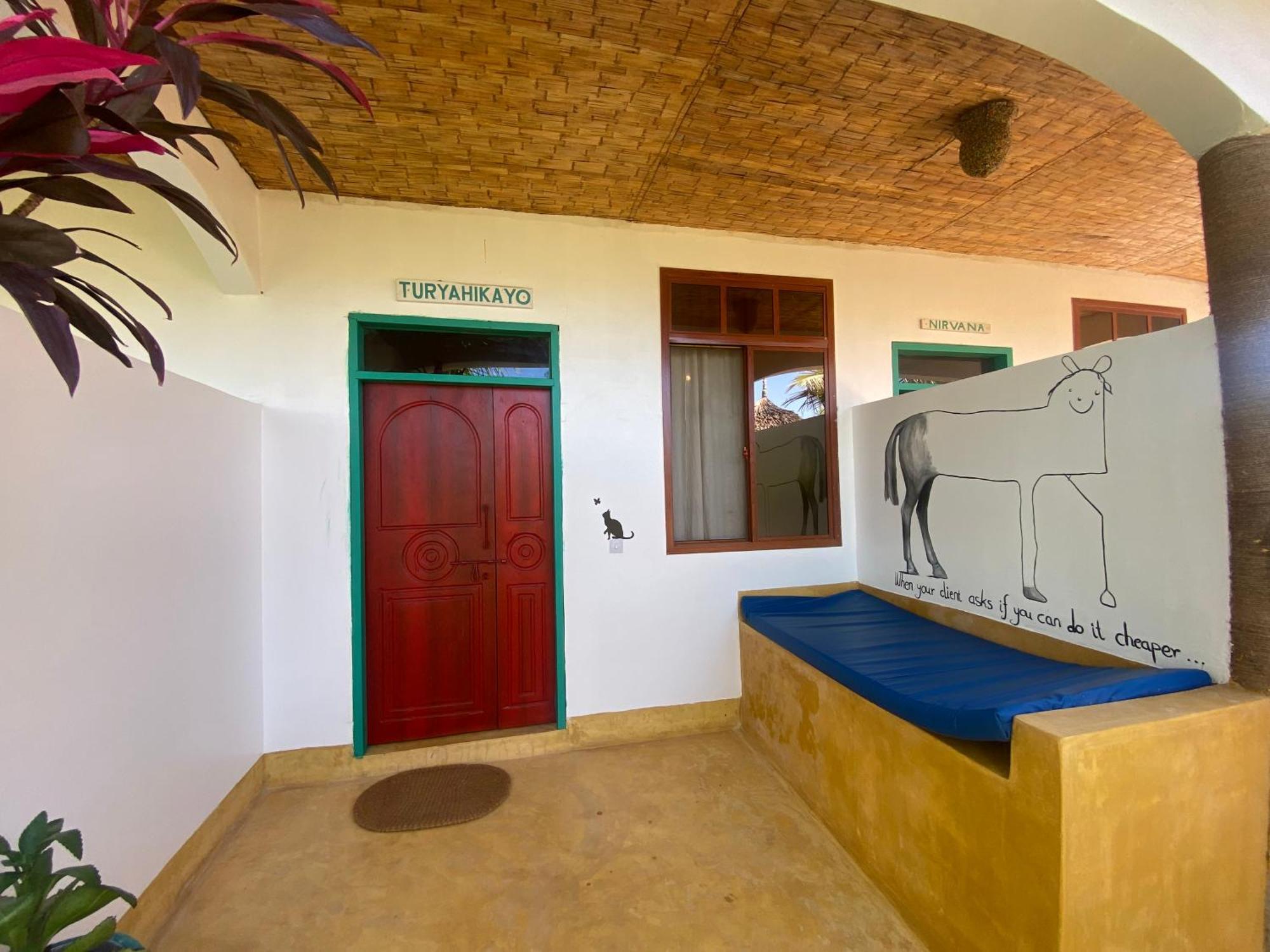 Bed & Breakfast Shanti Yoga & Restaurant Kibigija